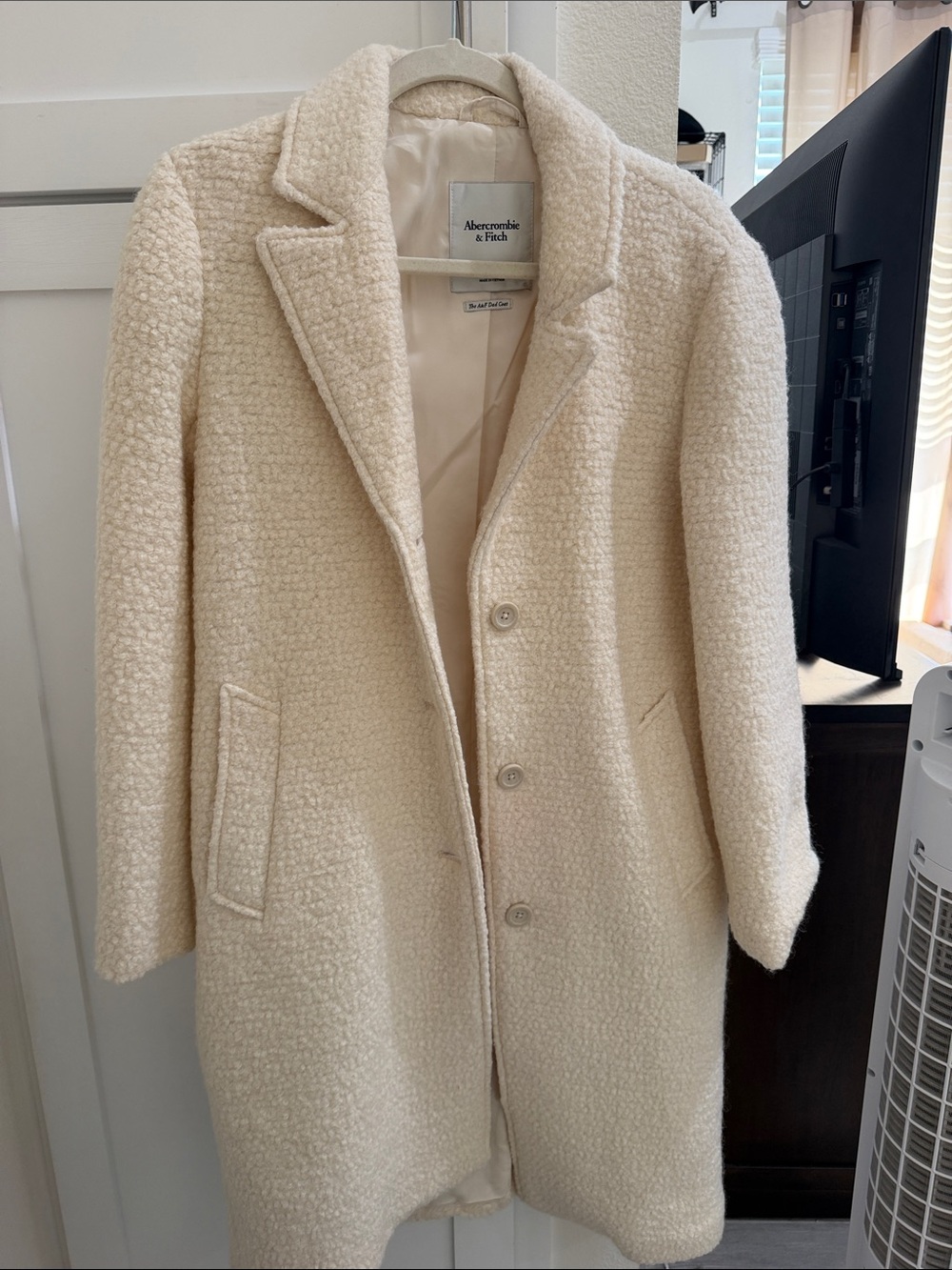 Abercrombie & Fitch Ivory Textured Bouclé Single-Breasted Coat